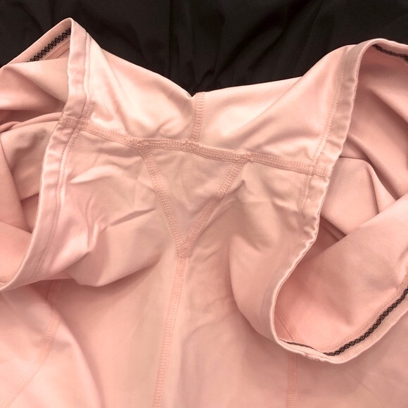 Lululemon 6 Back on Track Ruffles Skirt Pink Black - Picture 11 of 15